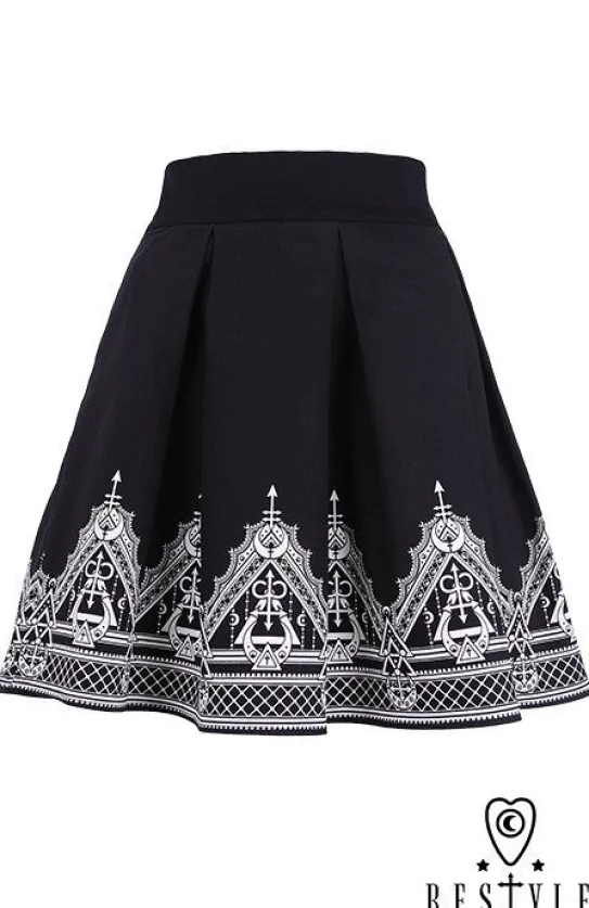 Czarna plisowana spódnica z nadrukiem, księżyce, symbole "HENNA SKIRT"-Restyle Sale