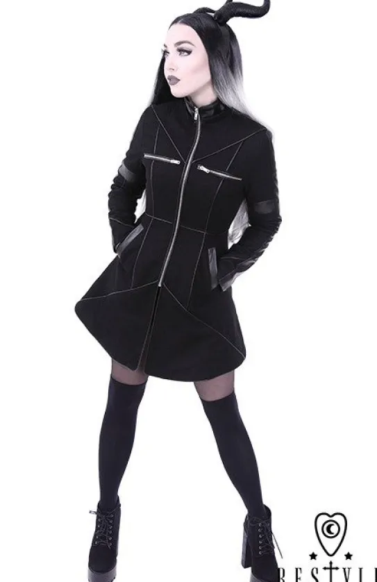 Czarny rozkloszowany płaszcz ocieplany, wełna, nowoczesna kurtka "GEOMETRY COAT"-Restyle Clearance
