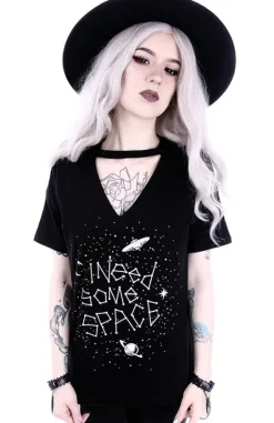 Gotycka koszulka z konstelacjami gwiazd V-neck z chokerem