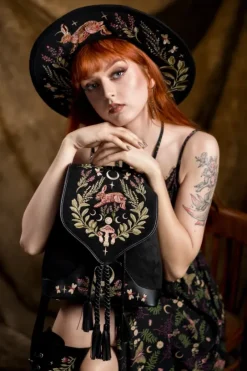 PLECAK HARE MOON-Restyle Clearance