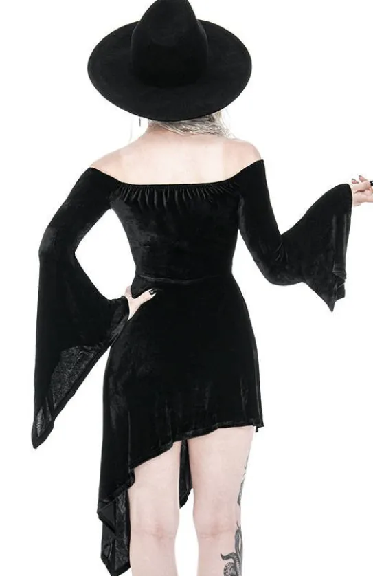 Sukienka z dekoltem serduszko VAMP DRESS-Restyle New